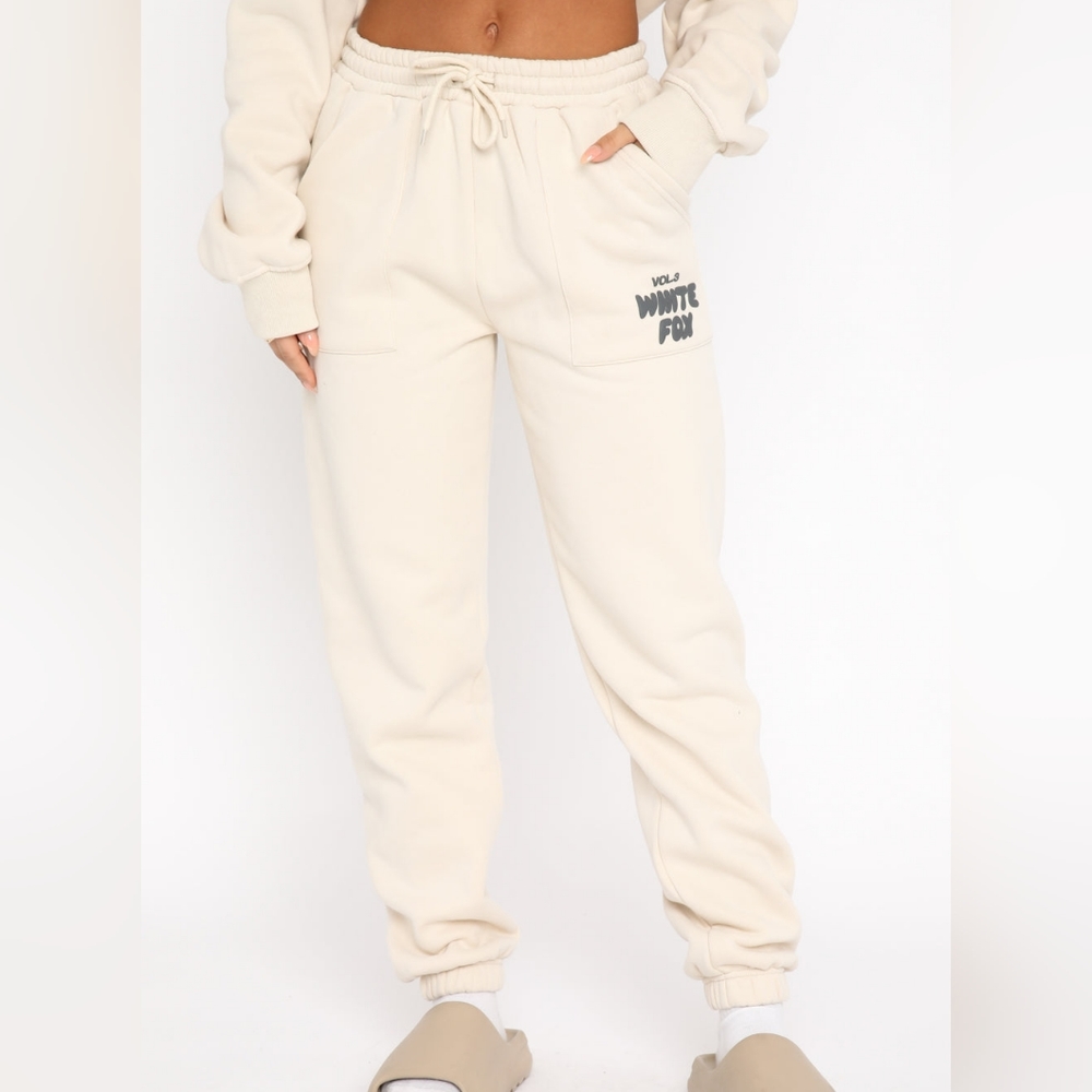 White Fox Boutique "Offstage" sweatpants